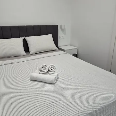 Guest house And Marija 2*