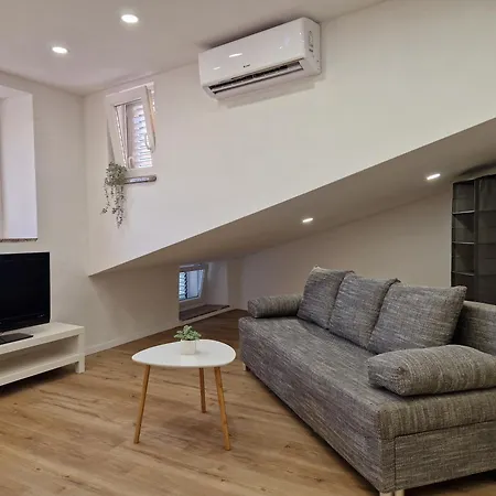 Guest house And Marija 2*