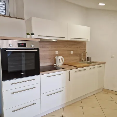 And Marija Guest house 2*